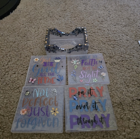 Handmade Resin Faith Quote Coaster Set w/ Holder – Home Decor - Picture 2 of 3